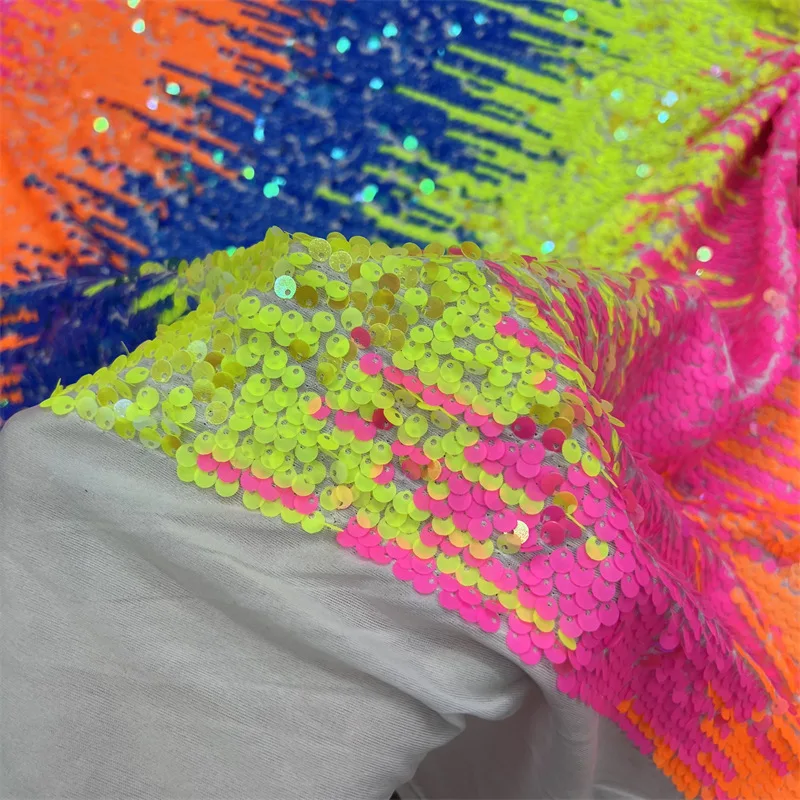 2023 New Arrival Low Price Colorful Gradient Knitted Garment Sequins Tulle Stretch Elastane Sequin Fabric
