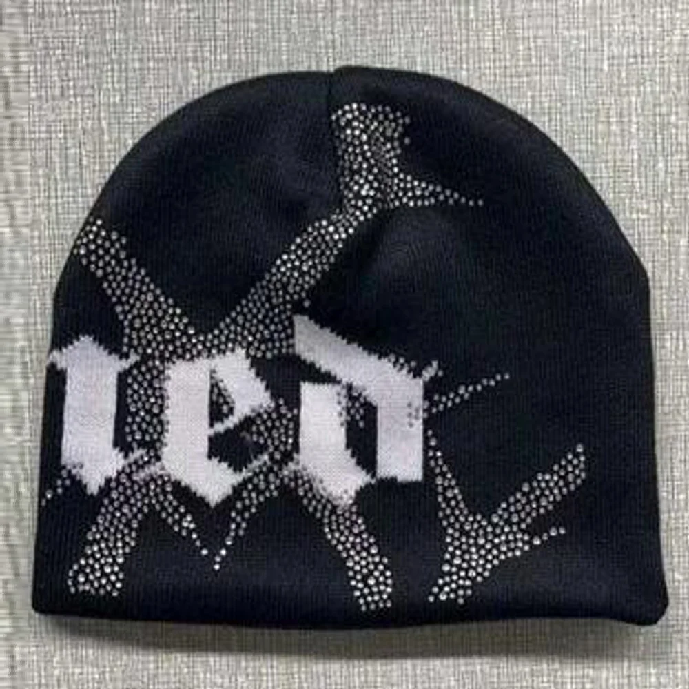 Wholesale Skull Acrylic Knit Winter Hat custom beanie cap Shiny Custom Logo Soft Luxury Jacquard Rhinestone Beanie