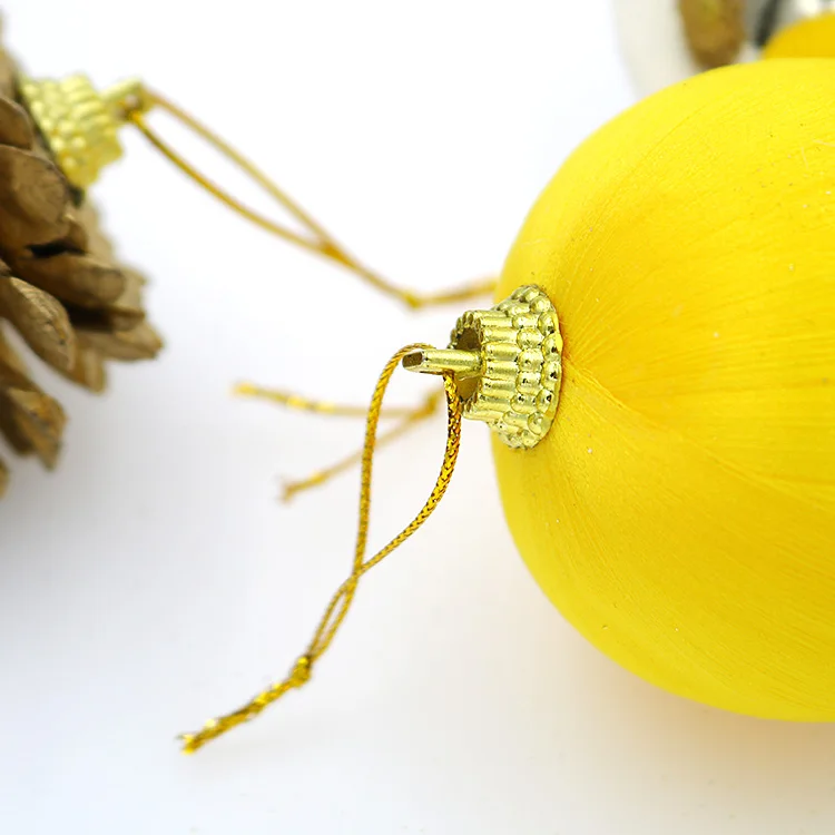 Custom painted plastic Christmas ball,Christmas ornament ball bulk