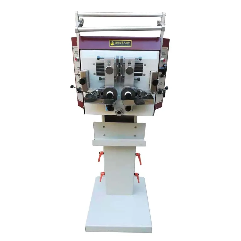 Машина для окрашивания красок кожаного ремня