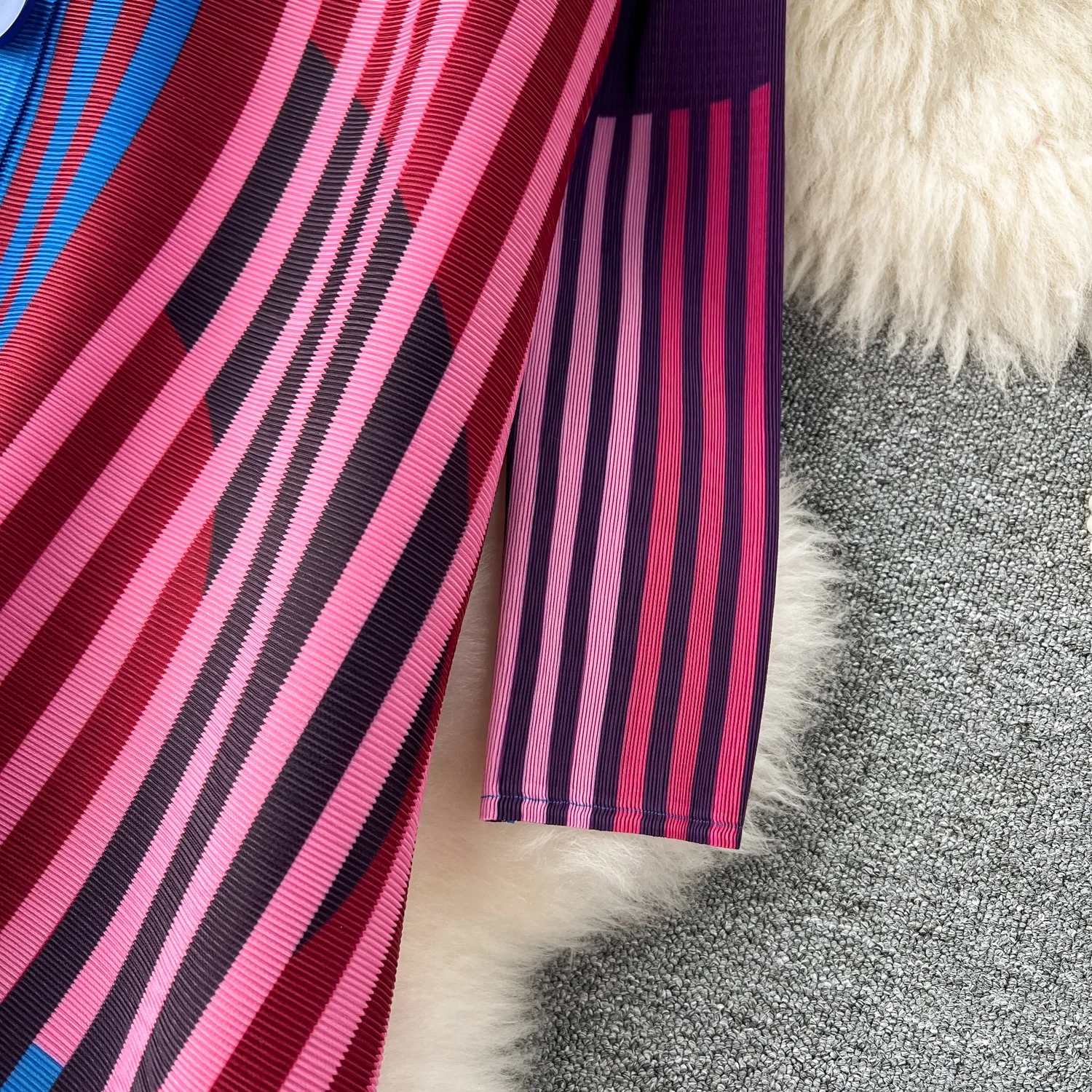 Новый плиссированный весенний пояс с юбкой Miyake индивидуальным принтом модное и элегантное женское платье в этническом стиле