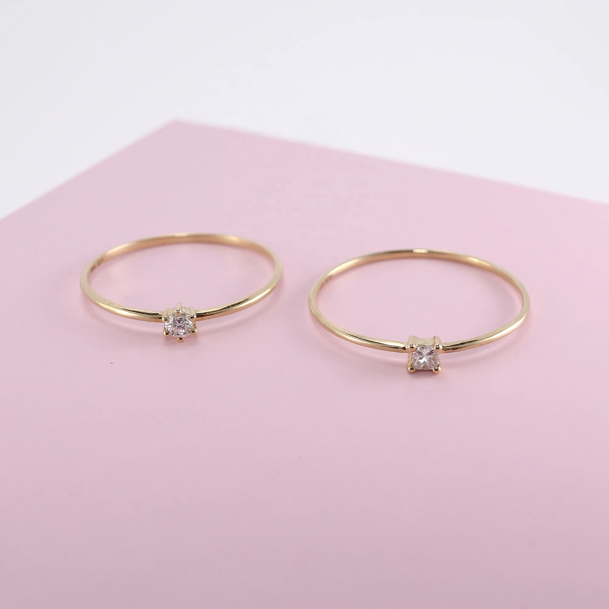 Minimalist 14K 18K Jewelry AU585 AU750 Custom Thin Band Diamonds Round Marquise Pear Light Weight Solid Gold Ring For Women