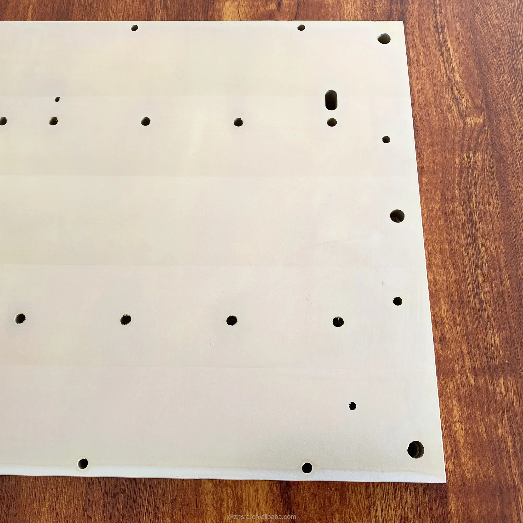 
4 Pass Peltier Liquid Cooler Cold Plate Dinner 