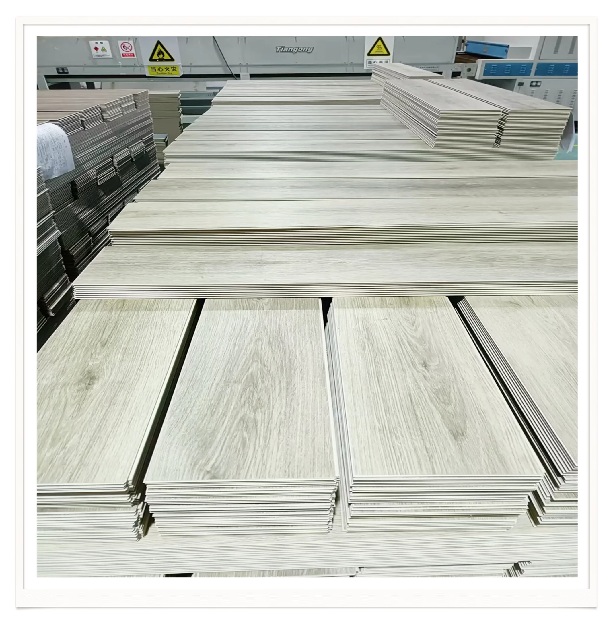 Interior 20Mil Wear Layer Rigid Core Vinyl Plank Plastic Waterproof Luxury SPC Vinyl Click Flooring