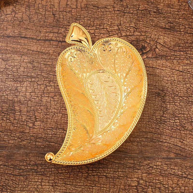 New Arrival Golden Leaf Shape Decorative Table Display Fruit Decor Dry Fruit Plate Food Serving Display Tray Luxury