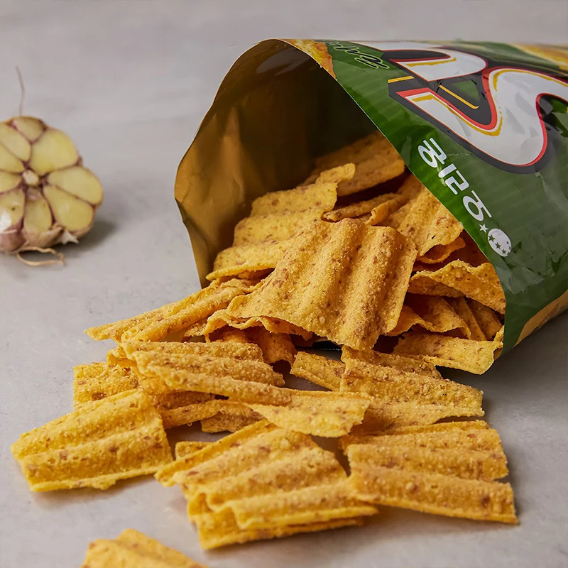 popular  wholesale high quality Korean SNACKS potato chips Spicy corn chips 80g wavy potato chips crispy snacks