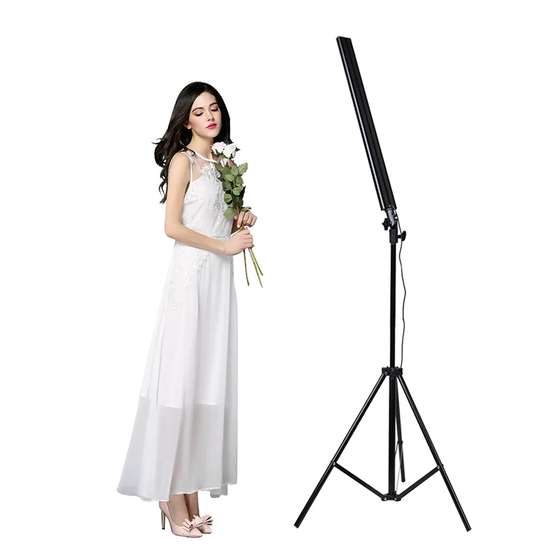 Danda Dimmable LED Selfie Light with Tripod Live Streaming Makeup LED Lamp