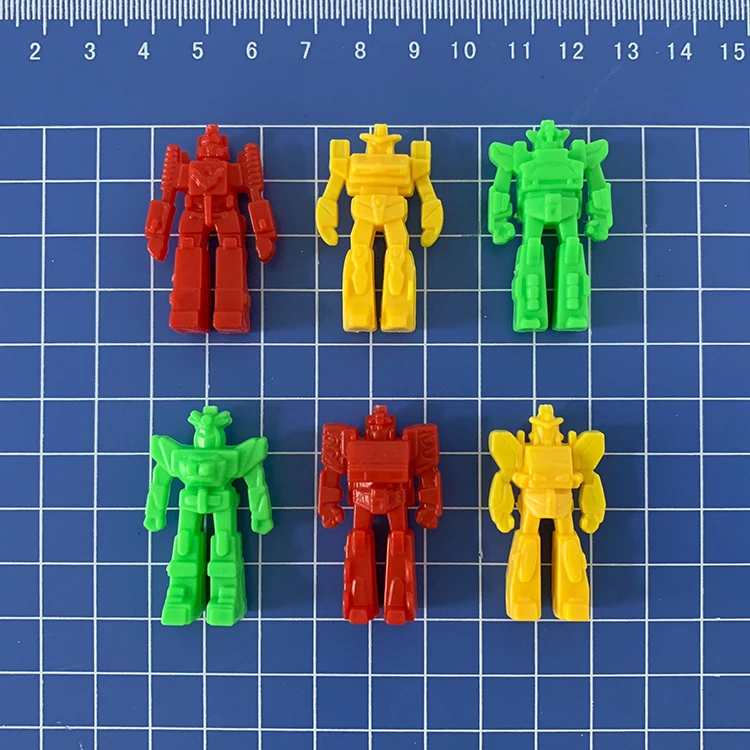 Cartoon Figurine Small Plastic Robot Cheap Promotional Snacks Souvenir Toys