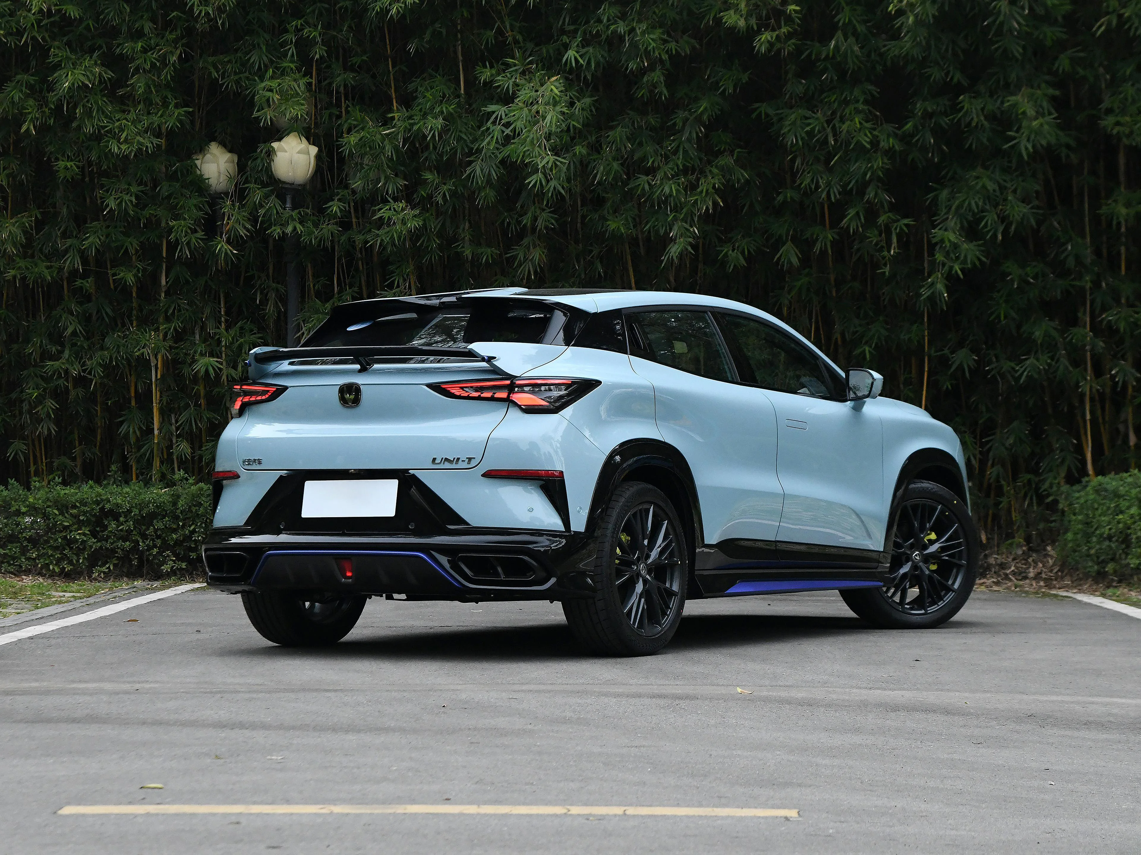 Deposit 2023 Cheap Chinese 5 Seats SUV ChangAn UNI-T 2023 second generation 1.5T Sport Flagship Changan UNI-T Gasoline Car Changan Uni T
