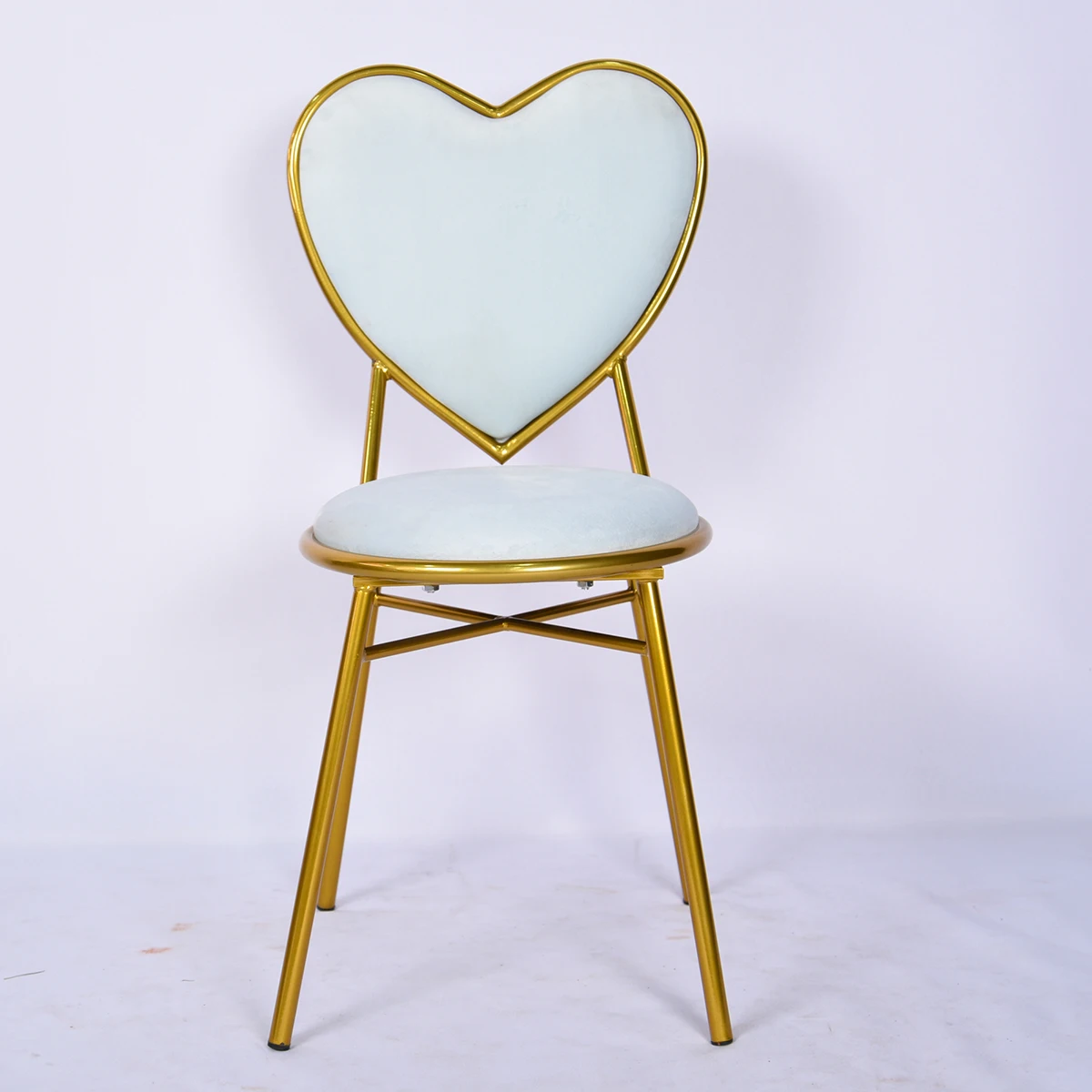 Chinese Wholesaler Modern Heart Shape Design Popular Sale Metal Legs Restaurant Chair Upholstered Fabric Velvet Dining Chair