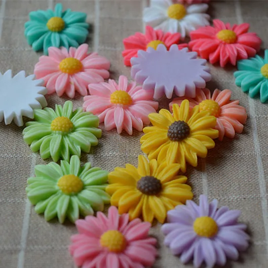 26mm Sunflower Daisy polyurethane resin beads for keychain