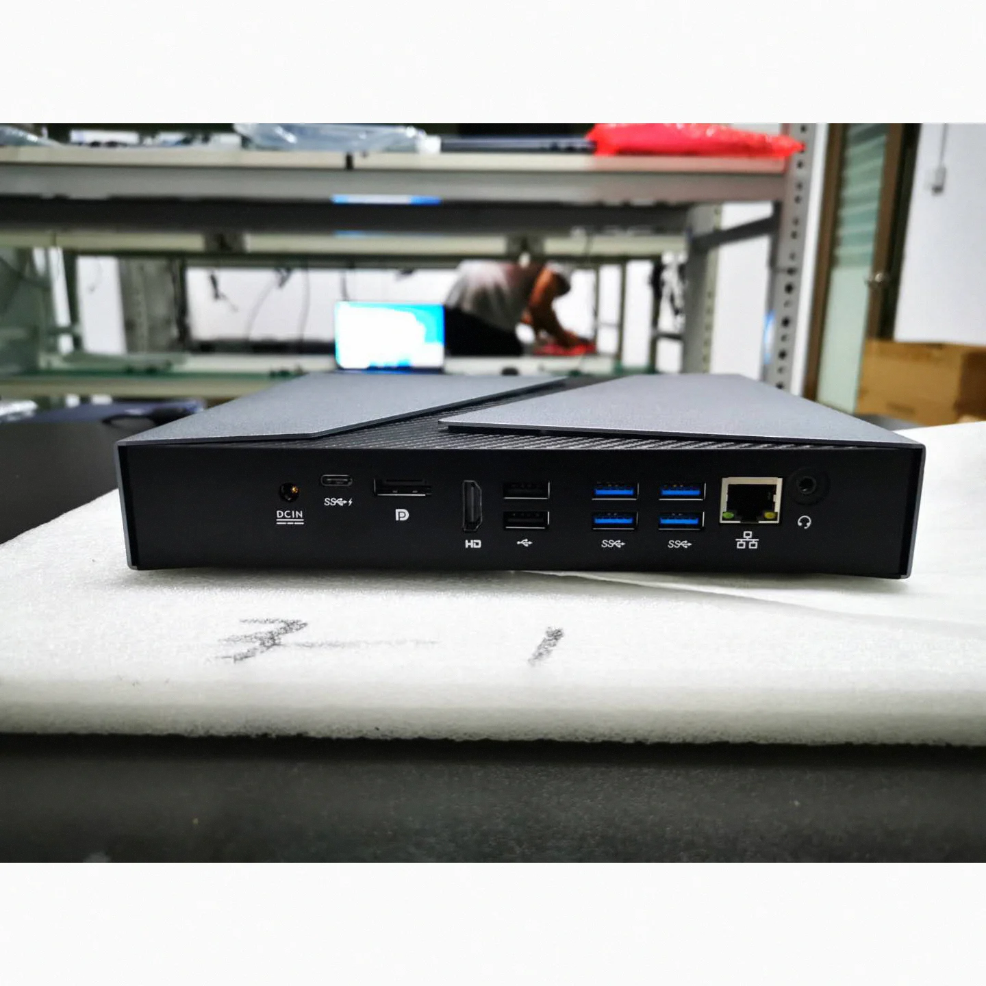 Selling DDR3 4GB RAM 128GB SSD Wifi Android OPS Computer Cheap Mini PC Computer
