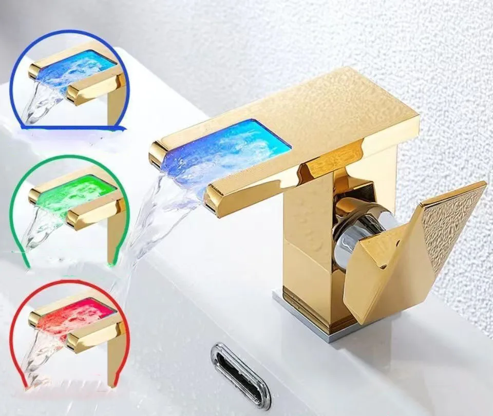 Смеситель светодиодный цифровой с горячей и холодной водой