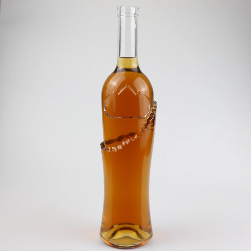 Unique shaped Chinese designer luxury custom tall bottle 750 ml antique empty vodka liquor bottle glass for sale