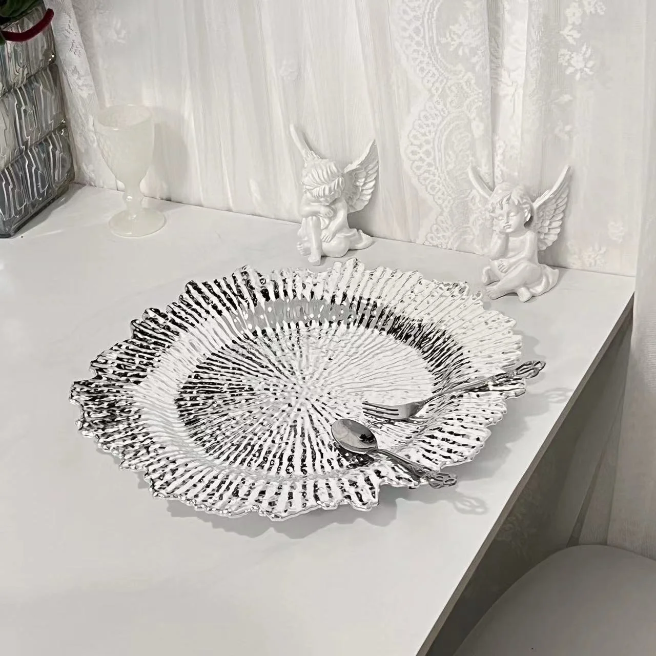 Серебряные рифовые зарядные тарелки для ужина свадебные украшения серебряные пластиковые