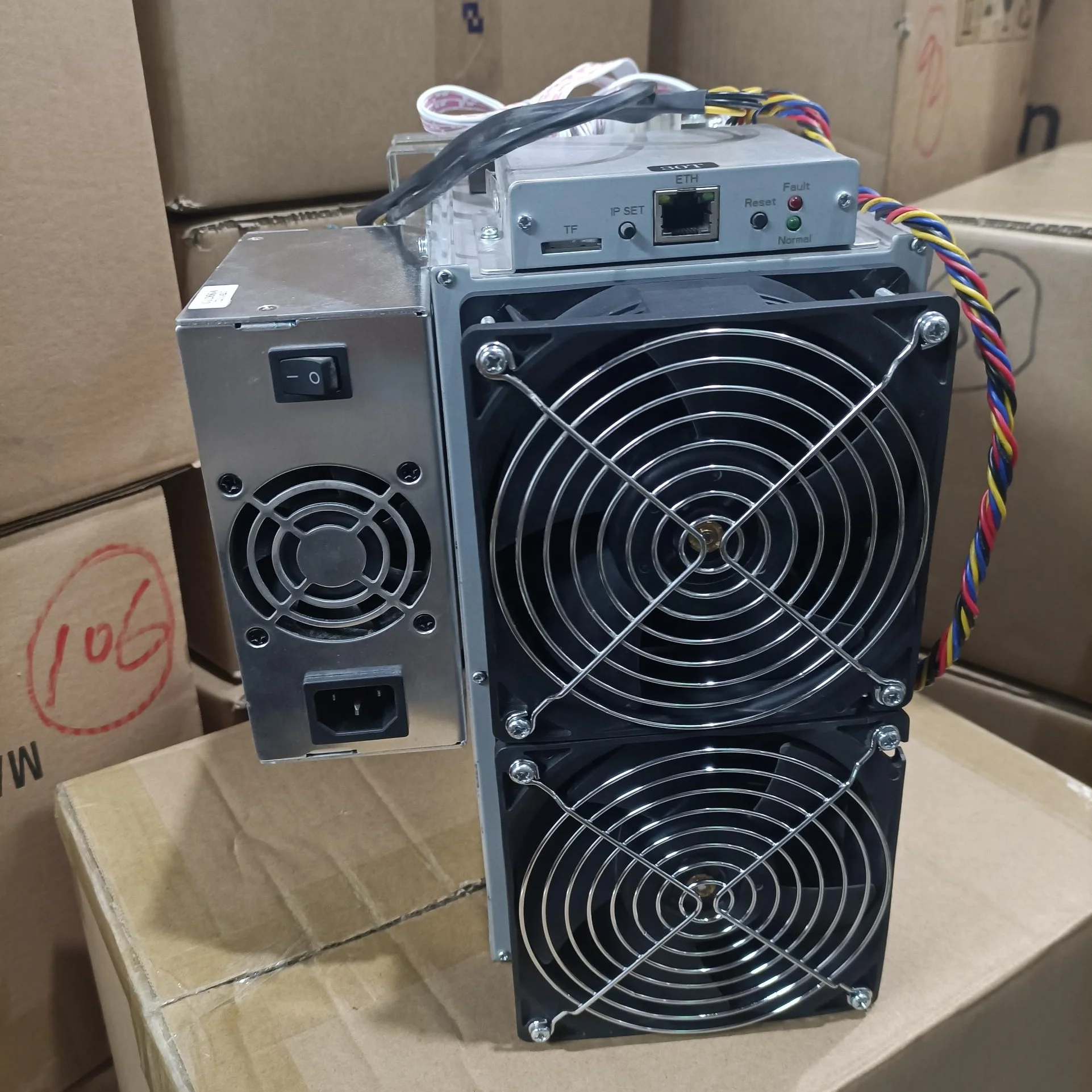 2022 25% скидка в наличии новый бывший употреблении Antminer S9 S9I S9J S9K Hashrate 13 5 T 14T L3 + S17 T17 D7 L7 S19 Pro ASIC Miner с APW3