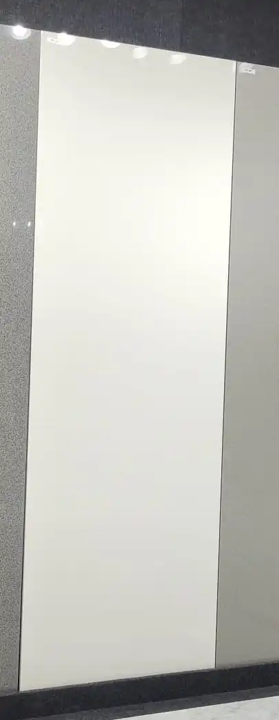 Супер белый натуральный камень для дома отеля офиса украшения высокого спроса изготовленный по оптовой цене