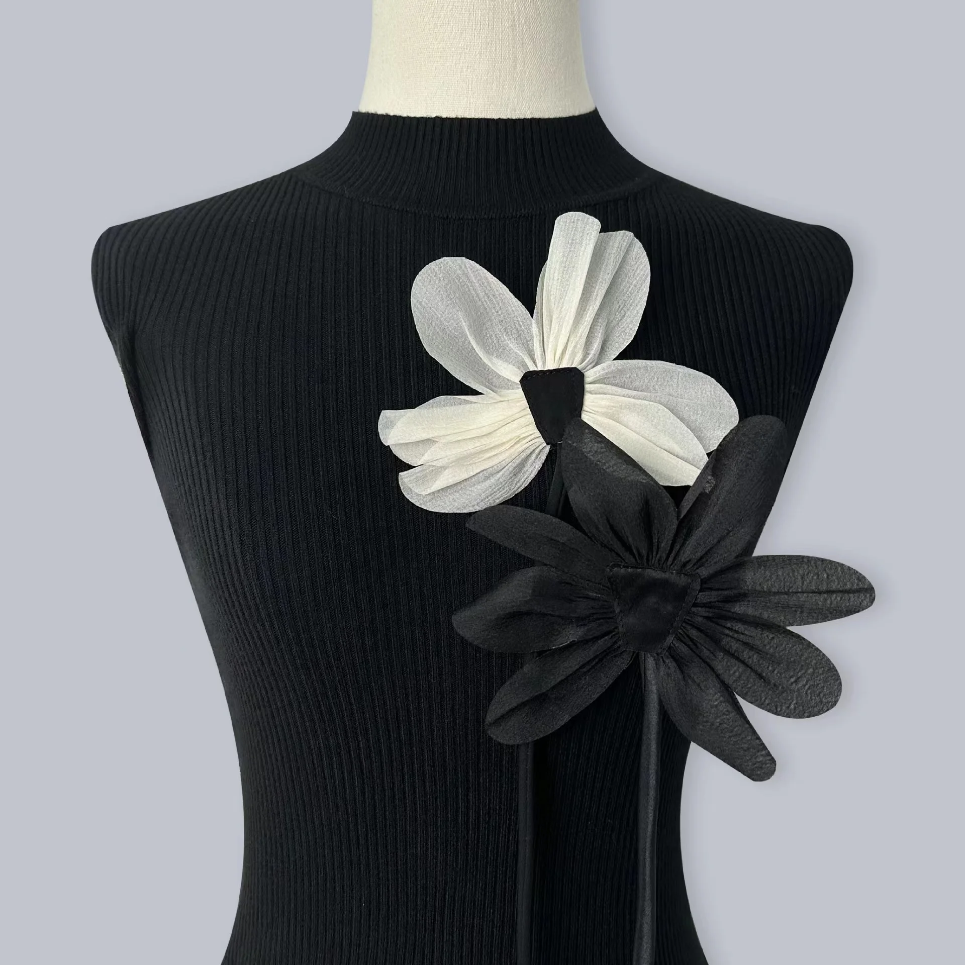 SHANGJIN Fashion new arrival pleated flower 3d big flower embellishment luxury brooch 3d flower for dress