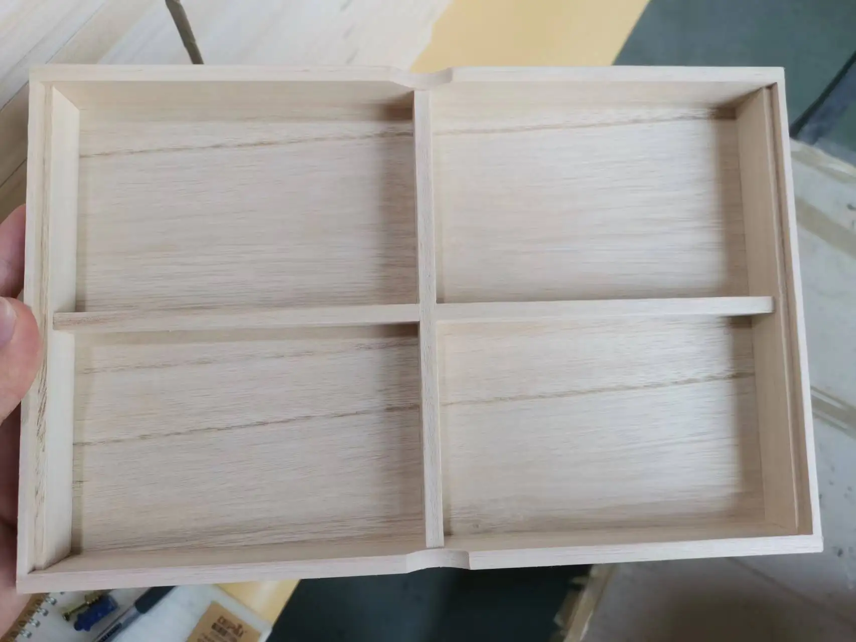 Wholesale OEM Wooden Box Hinge Lid Solid Pine Wood Keepsake arts and crafts Gift Boxes