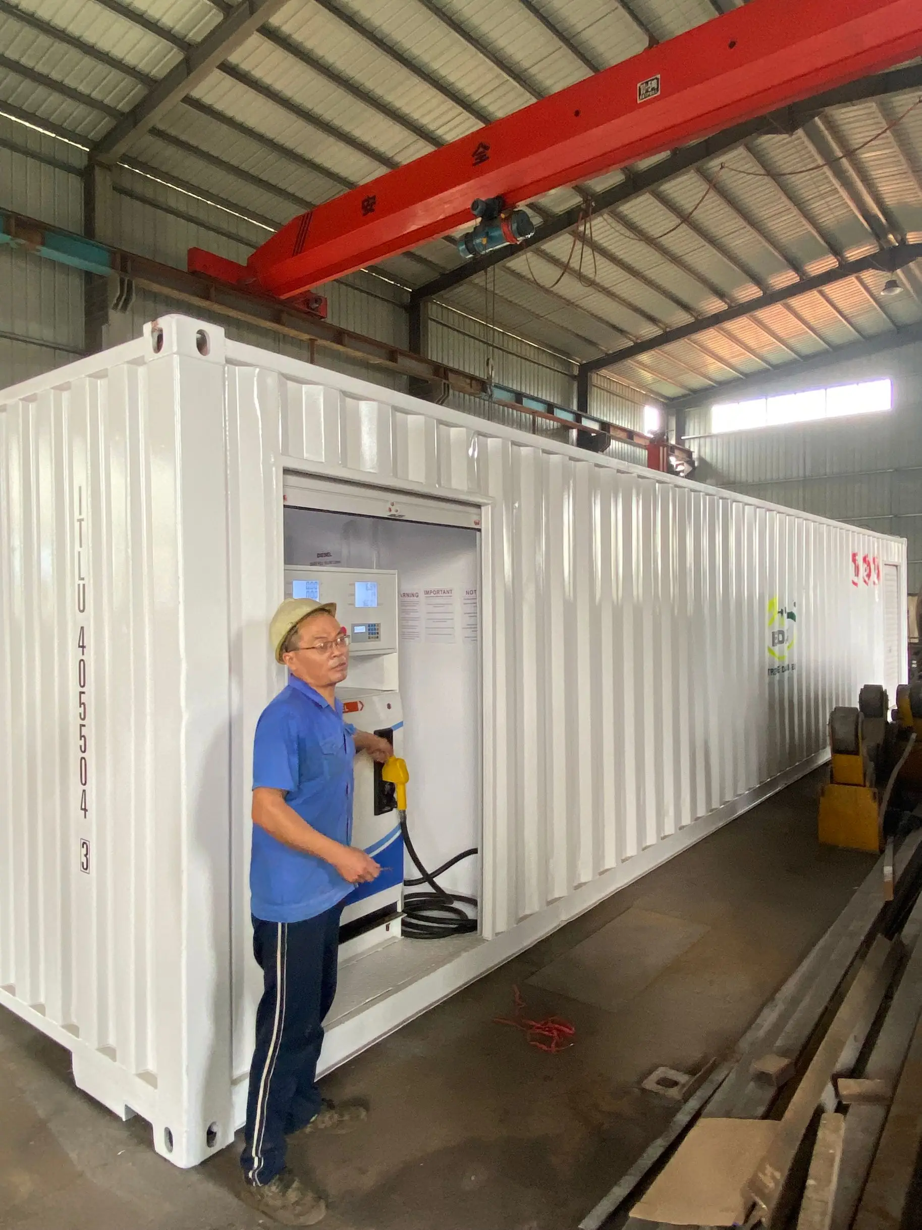 20FT Mobile Petrol Fuel Tank Container Diesel Portable Filling Station with Double Walled Gasoline Tank