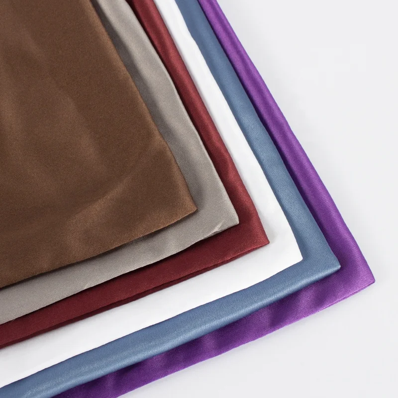 China Supplier Cheap Wholesale 100%Polyester Silky Satin Fabric
