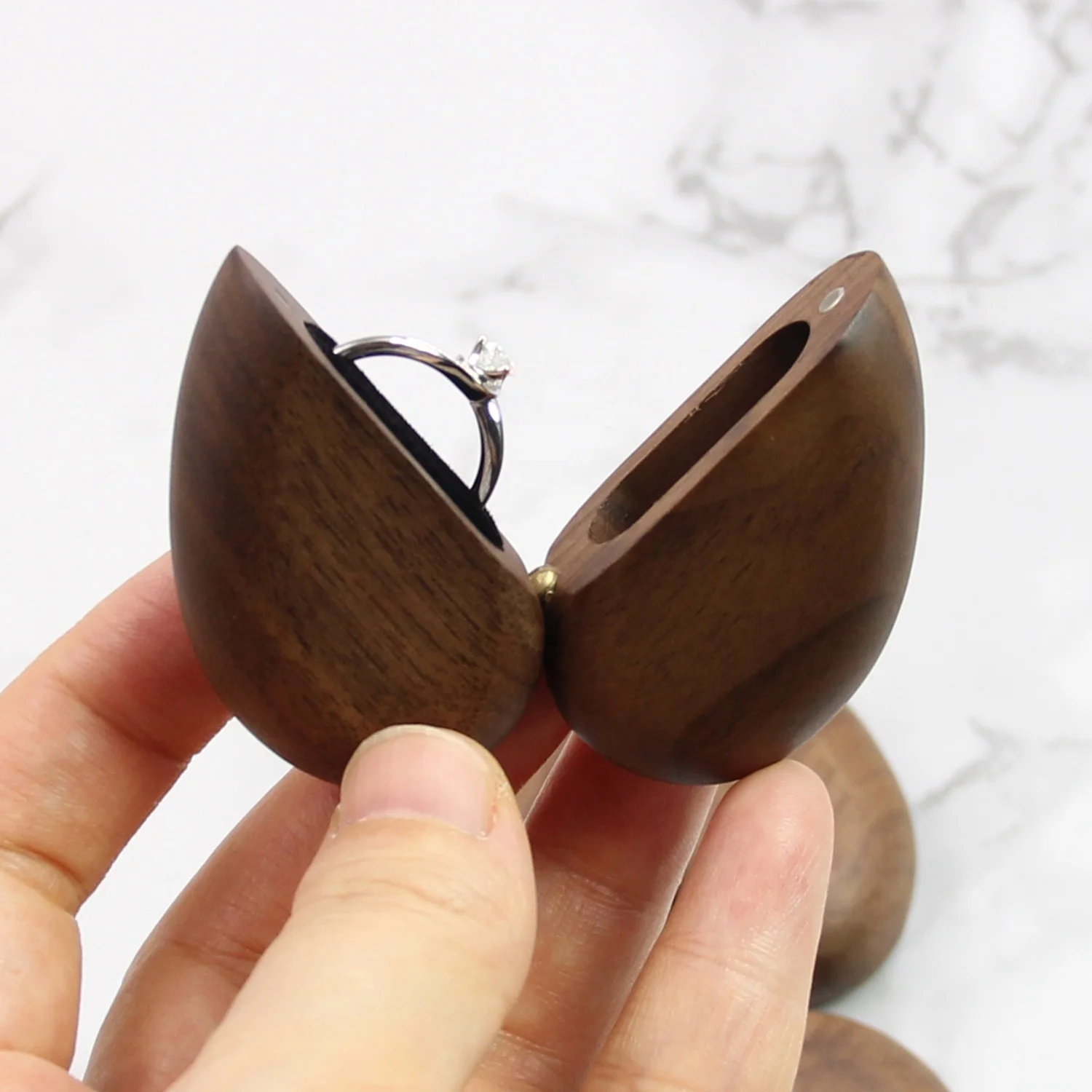 Small Heart Shape Wedding Ring Box Quality Wood Jewellery Box Portable Ring Box