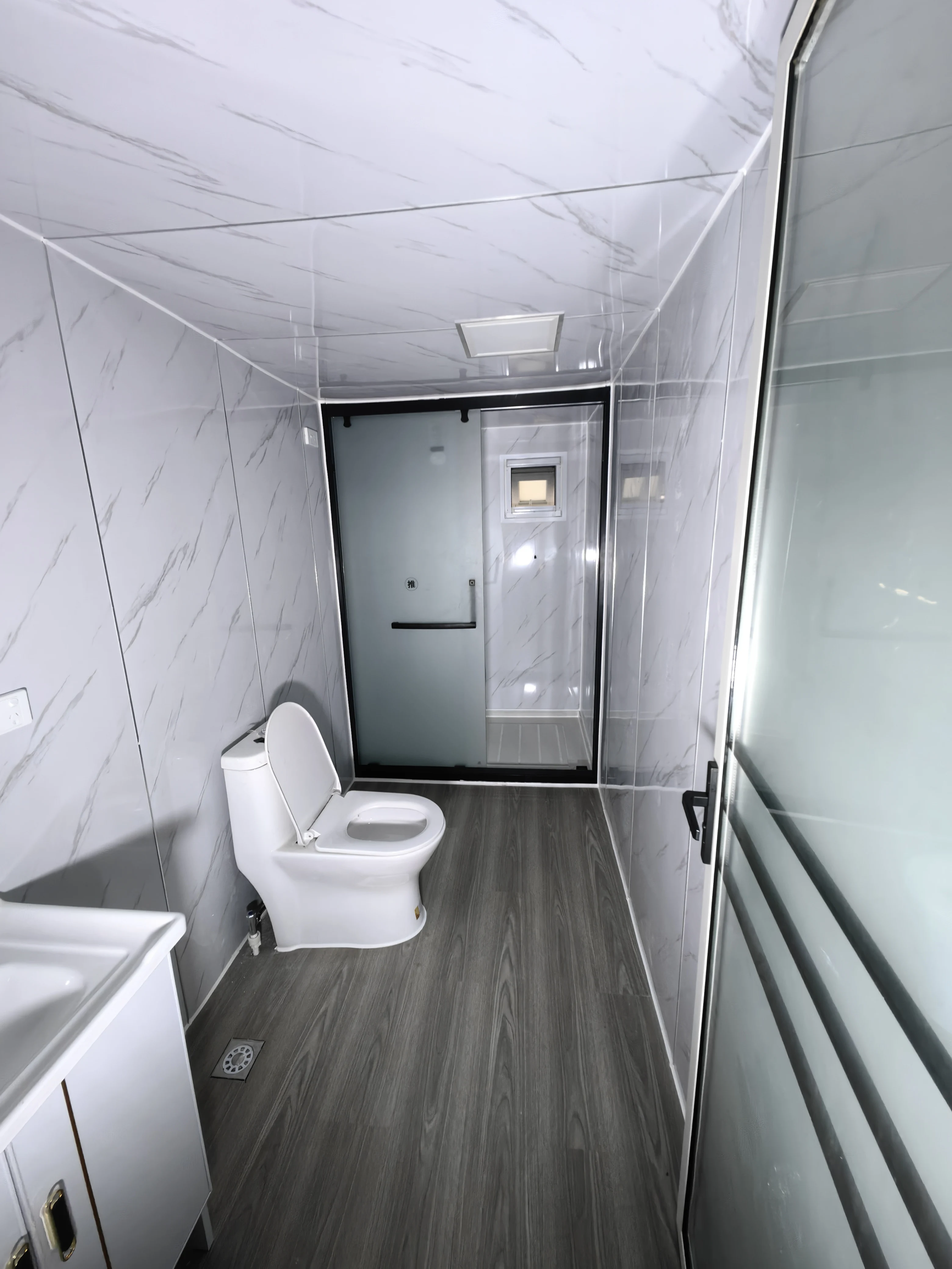 Luxury Custom Modular Homes Extendable Prefabricated  Expandable House Large Bedrooms Living Room Container House