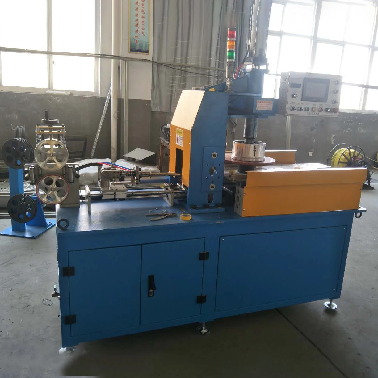 YP1246 wire cable coiling binding machine, semi-automatic coil winding machine for cable