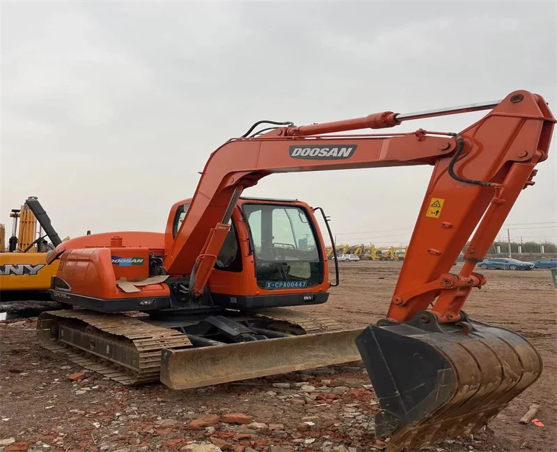 7 ton Korea made Wonderful quality 95% new used doosan dx75 excavator for sale