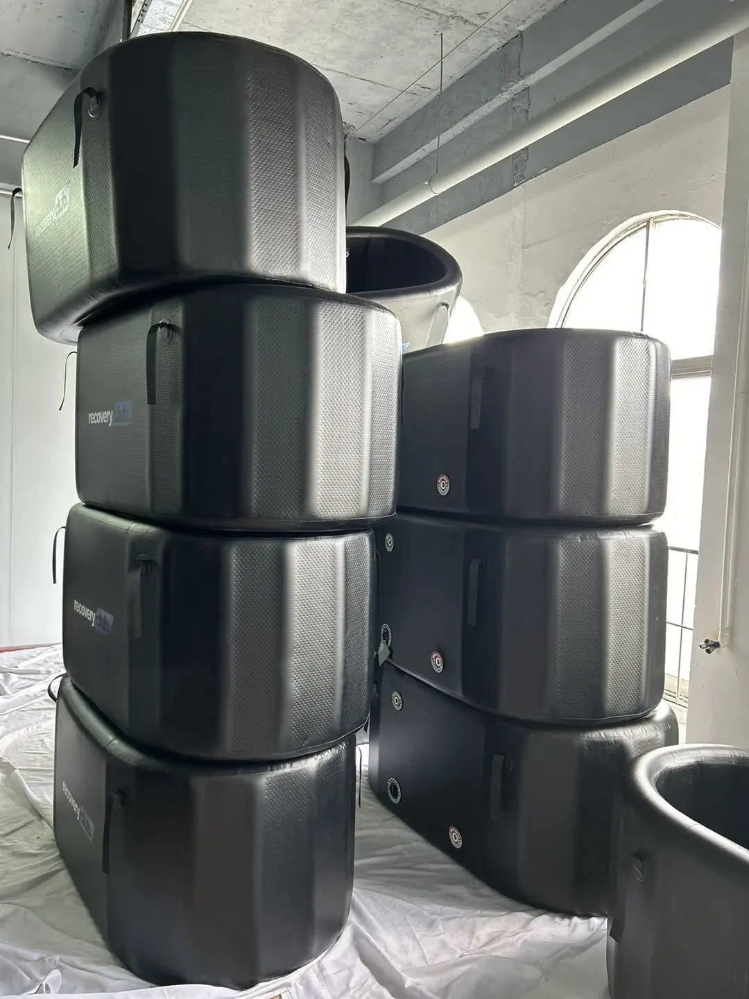 New released Indoor portable foldable inflatable bath tub price 2 persons portable ice tub bath(without chiller)