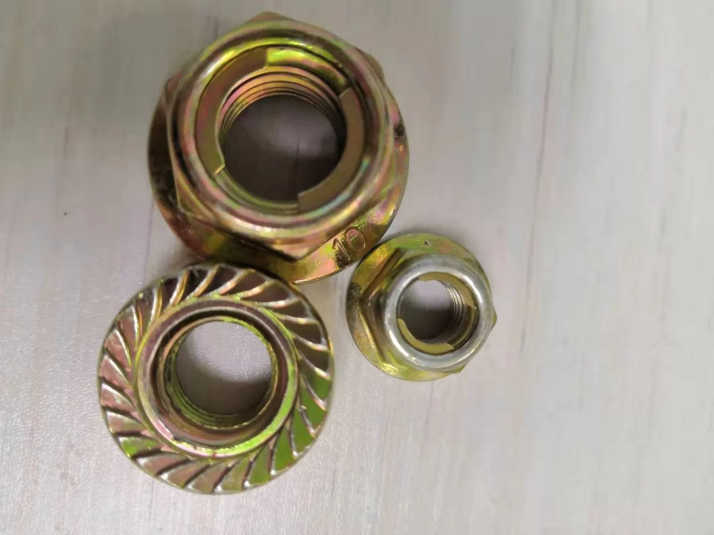 DIN Standard  Carbon Steel   ZINC plated Grade 4.8 M24 size  Flange  Nut