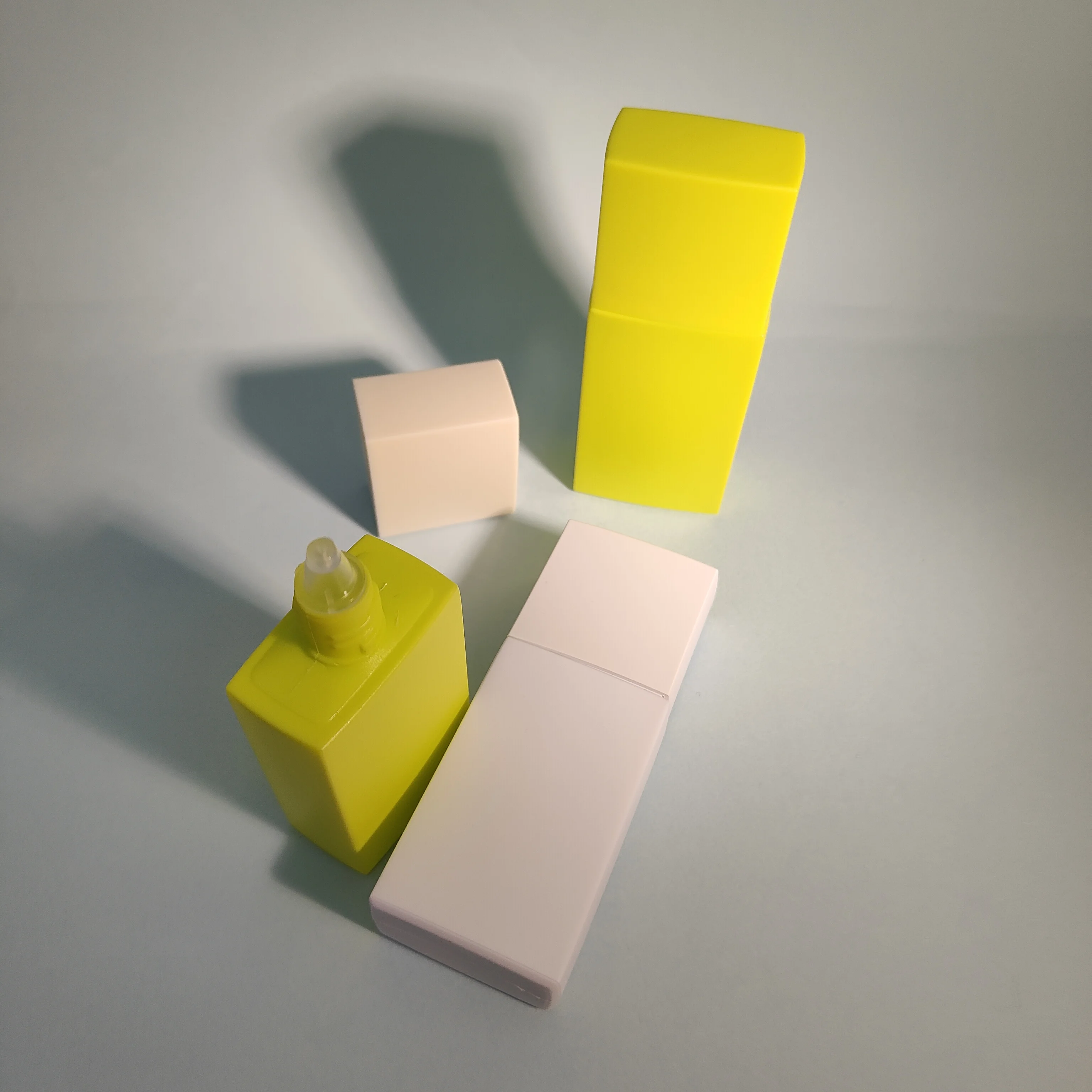 Hot Sale Square Shaped 30ml Screw Cap PP Bottle with Nozzle Matte Finish Sunscreen Cream Lotion and Makeup Container