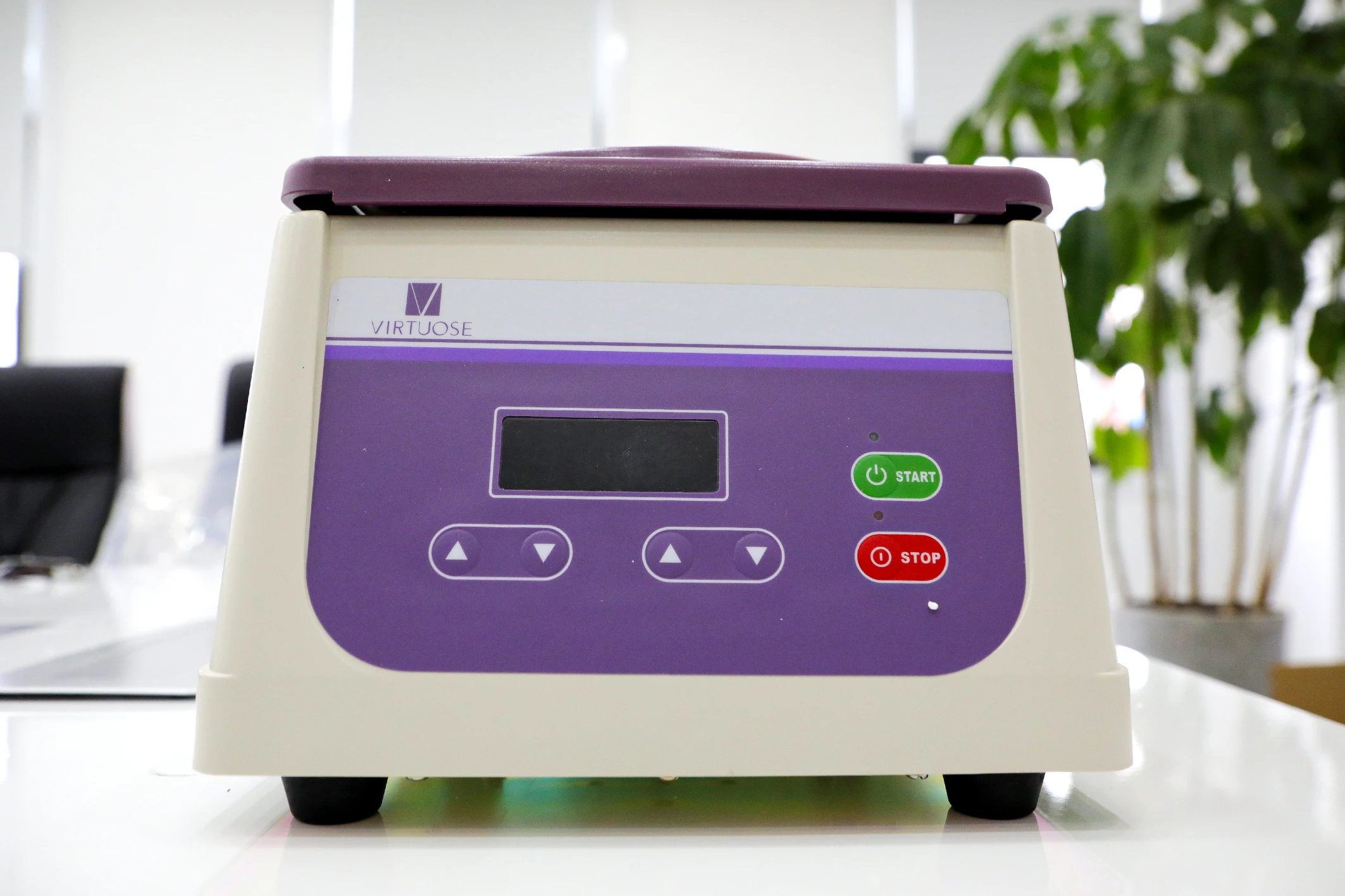 Цены на высокоскоростные центрифужные машины 4000 об/мин для продажи