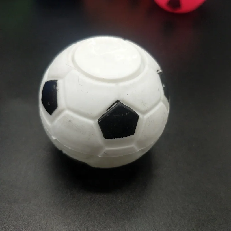New style Plastic Fidget Toy Football Soccer Finger Hand Spinner Promotional Gift For Kids Relief Small Toy For Vending  capsule