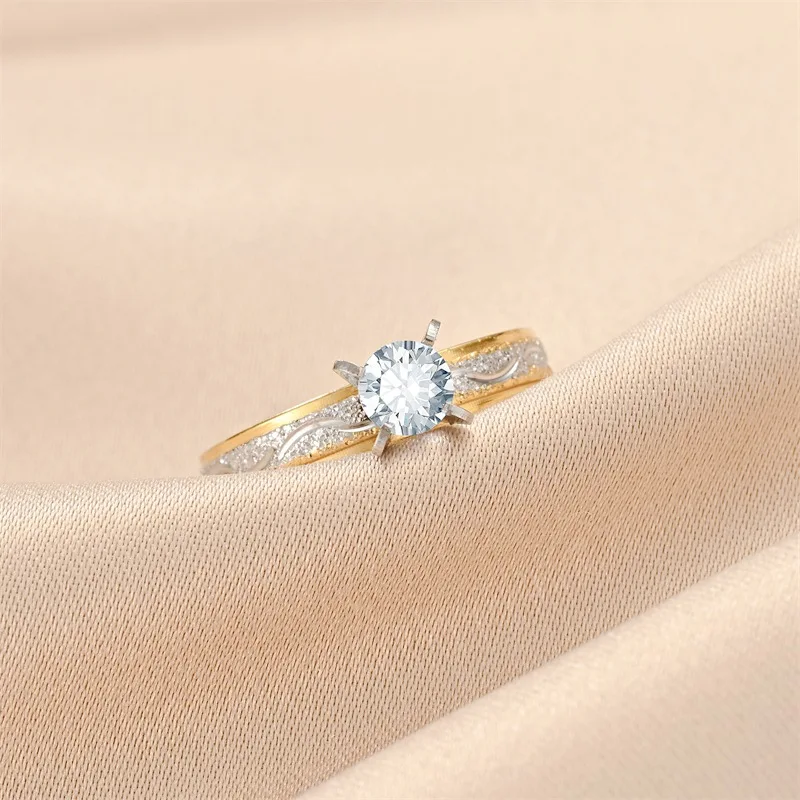 Fashion No Fade Two Tone Stainless Steel Couple Rings Set Luxury Sparkly Frosted Carved Wave Wedding Diamond Ring Gift for Lover