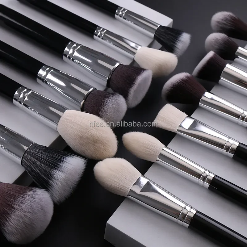 Private Label Eco Friendly Professional Black Brush Sets Original Synthetic 40 32 Pcs Powder Paint Granule Eye Makeup Brush Set