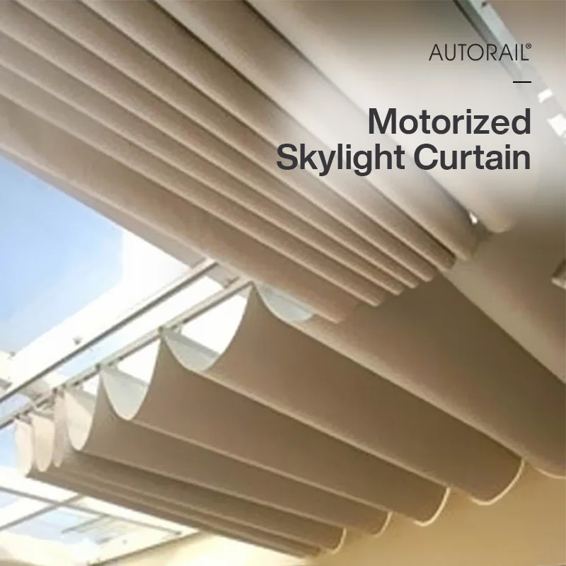 Luxury Motorized Sunscreen Skylight Blinds Blackout Fabric with Horizontal Pattern