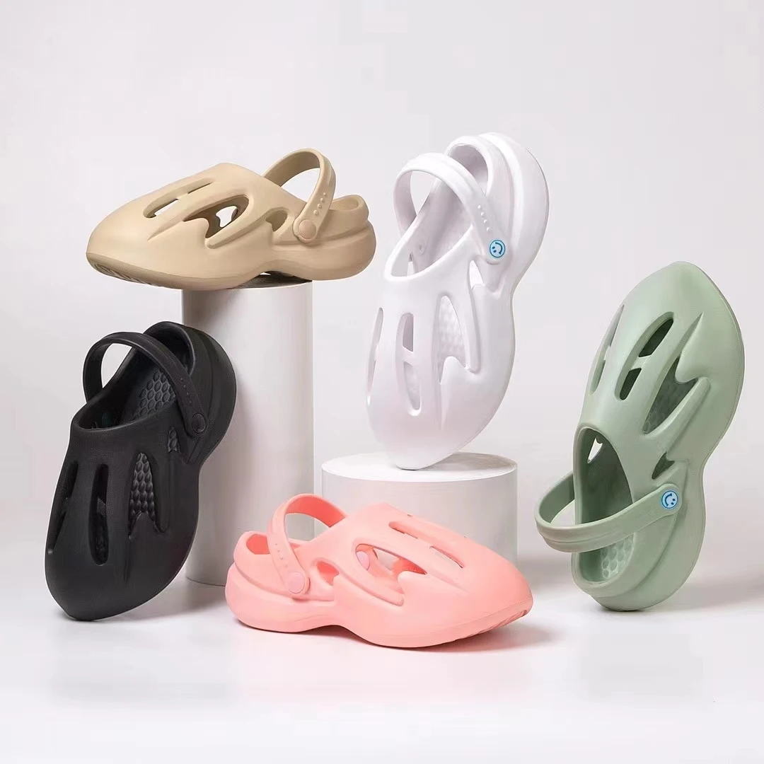 new arrival and hot-selling EVA Clogs Hole Shoes Soft Comfortable Plastic Clogs