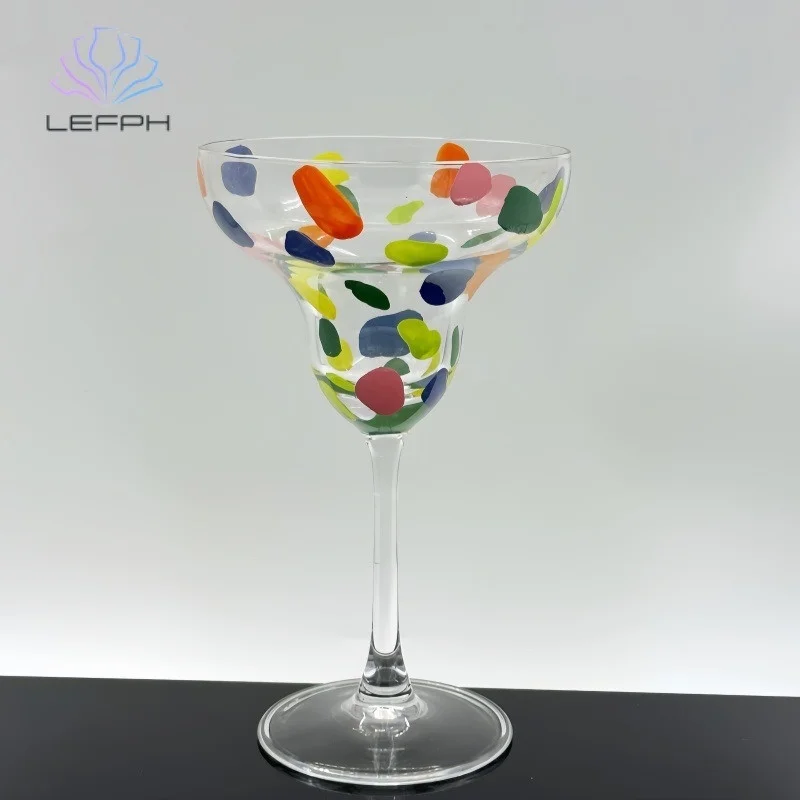 Стеклянные чайные чашки с рисунком