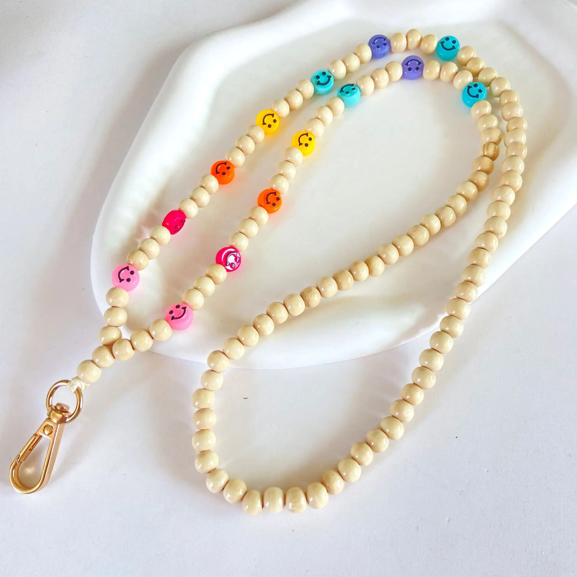 Factory Wholesale Hot Selling Wood Beaded Lanyard Keychain Trendy Colorful Wooden Bead Lanyard For Teacher Gift