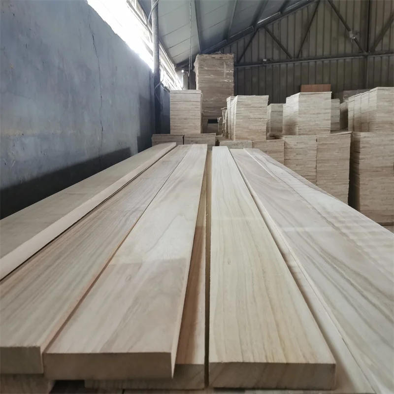 Factory directly supply  saw timber paulownia wood nature color without glue for surftboard /Ski wood core