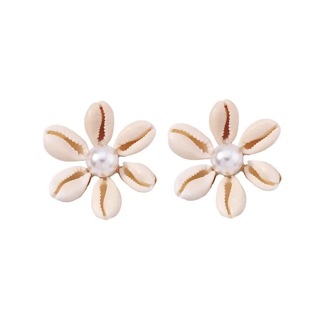 2024 Summer New Product Ideas Exaggerated Holiday Shell Earrings Women Bohemian Style Pearl Shell Flower Stud Earrings