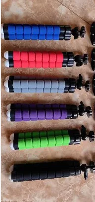 2024 Hot Mobile phone holder Lazy Octopus Live Tripod Mobile Selfie Mini Tripod