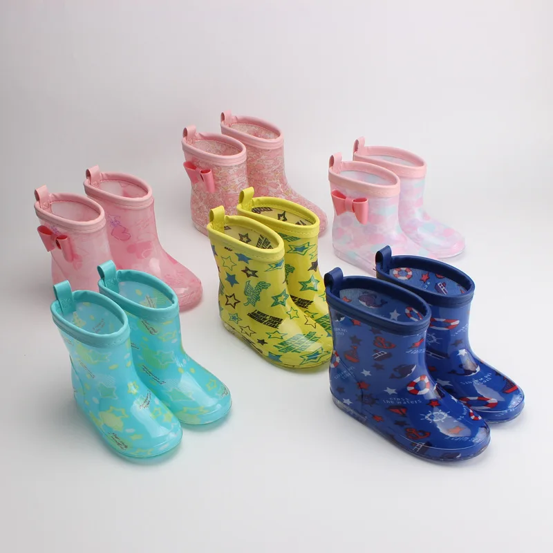 Custom original designer branded rubber shoes cute and comfortable rain boots for child