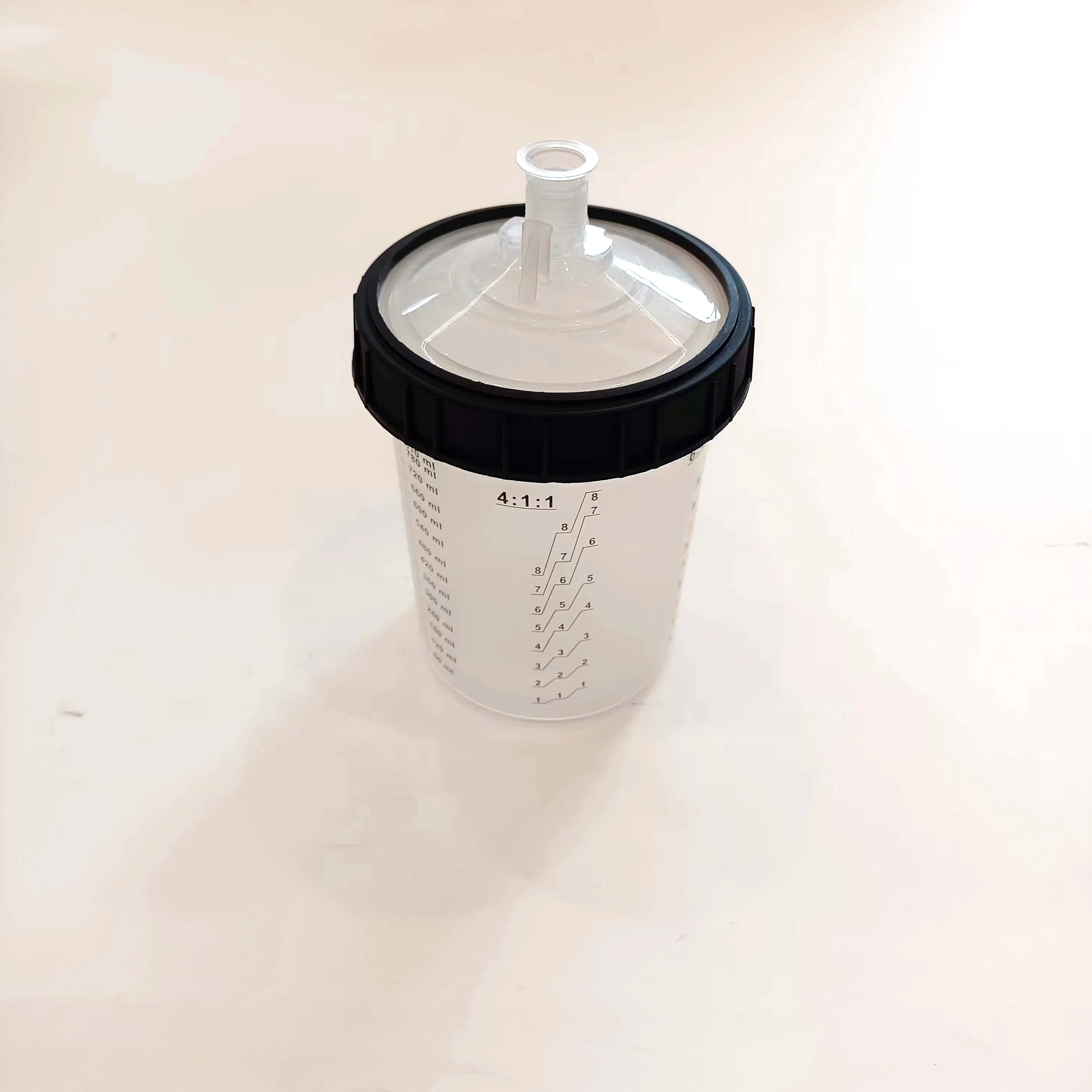 Factory Plastic Paint System Disposable 600ml Mixing Power Air Spray Gun Cups Liner And Lids 125/190 mic Filters For Auto Repair