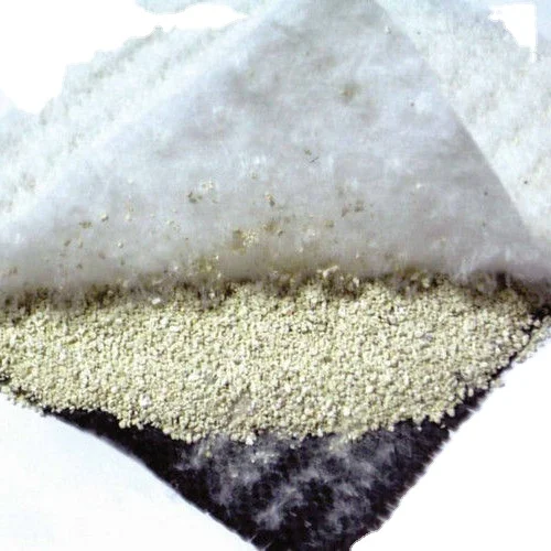 GCL Bentonite Geotextile Mat 4000g-5500g Needle Punctured Non-Woven Waterproof Geosynthetic Clay Liner