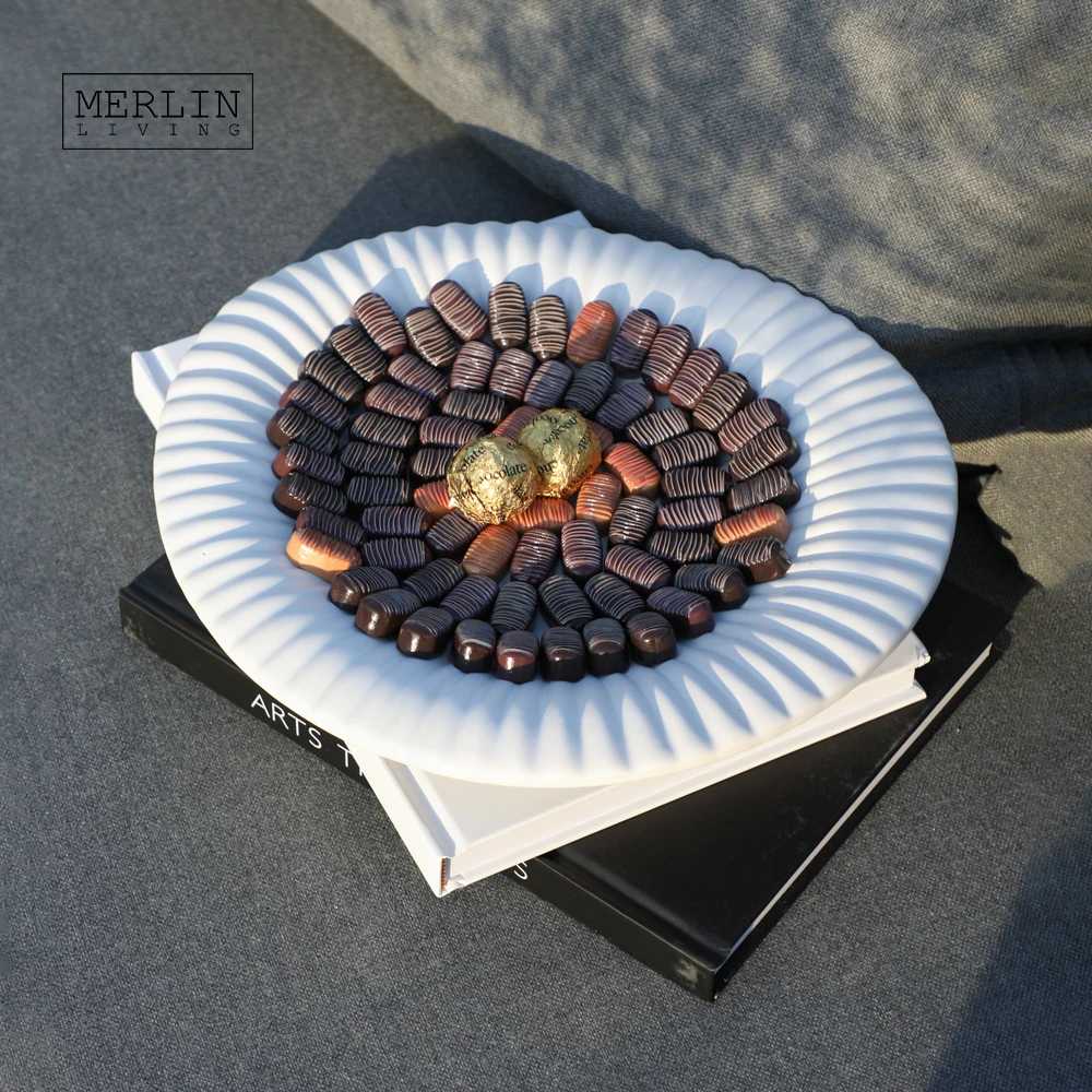 Merlin Living Minimalist White Ceramic Fruit Plate Ceramic Home Decor Fruit Bowl Nordic Home Decor Chaozhou Ceramic Factory OEM