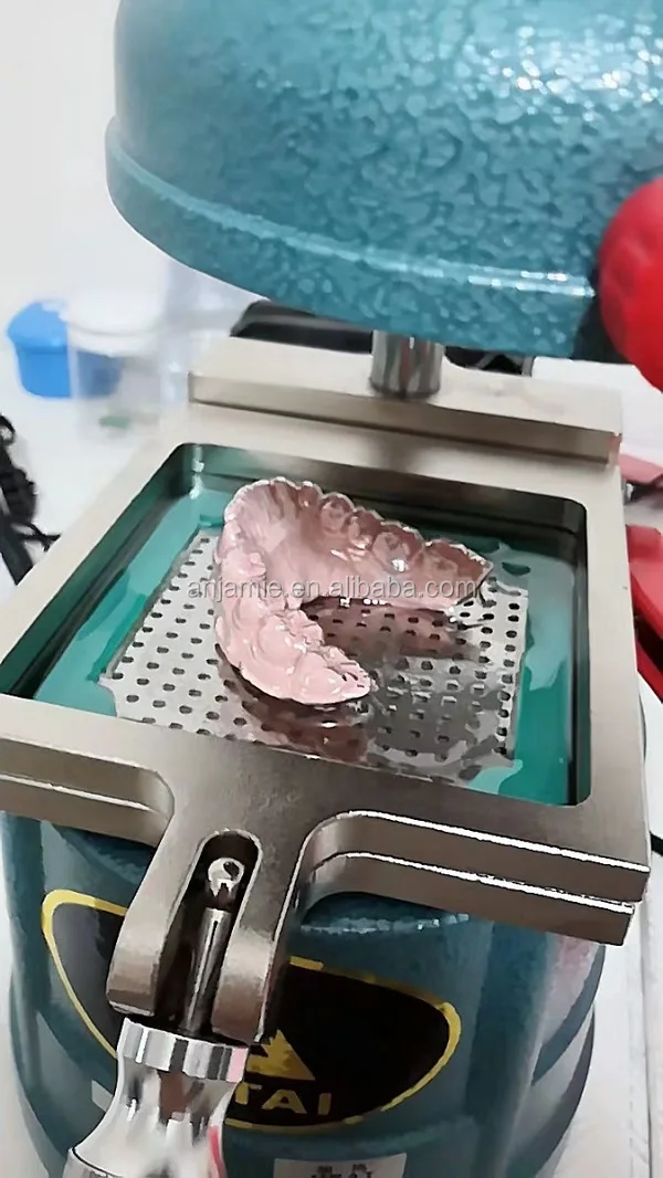 Стоматологическая лабораторная вакуумная формовочная машина