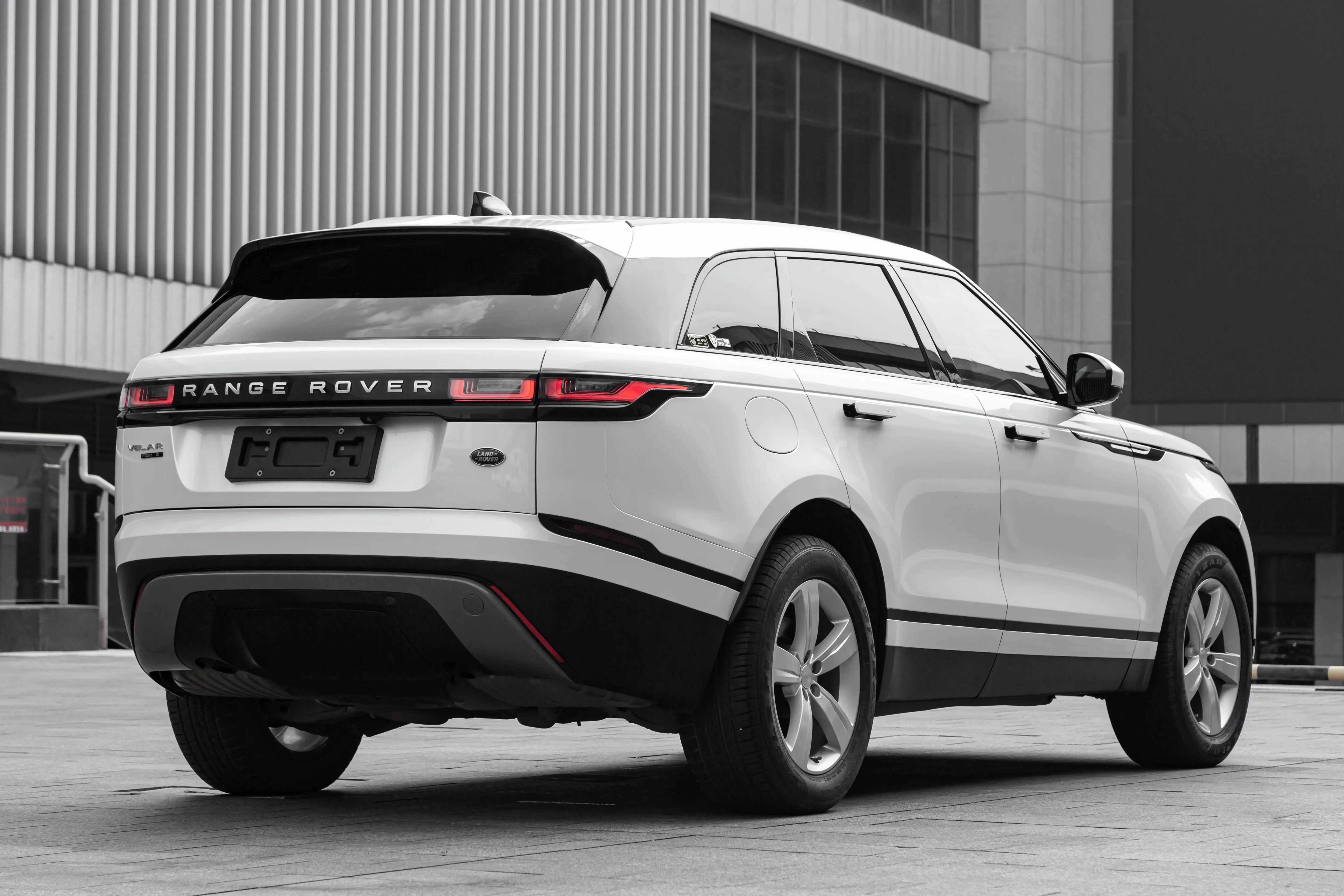 Used Mid-Size Suv Range Rover Voiture Velar 2018 P250s Sport Cars Awd Lhd Luxury Land Rover Cars For Sale Gasoline Vehicles