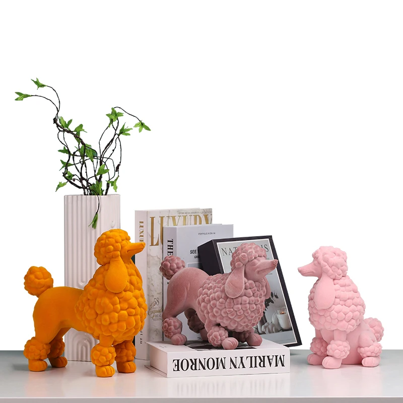 Redeco 2022 Modern Art Animal Sculpture Art French Bulldog High quality Resin Flocked Dog For Home Decoration